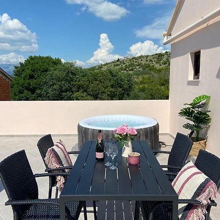 Apartman Nina Posedarje Kültér fotó