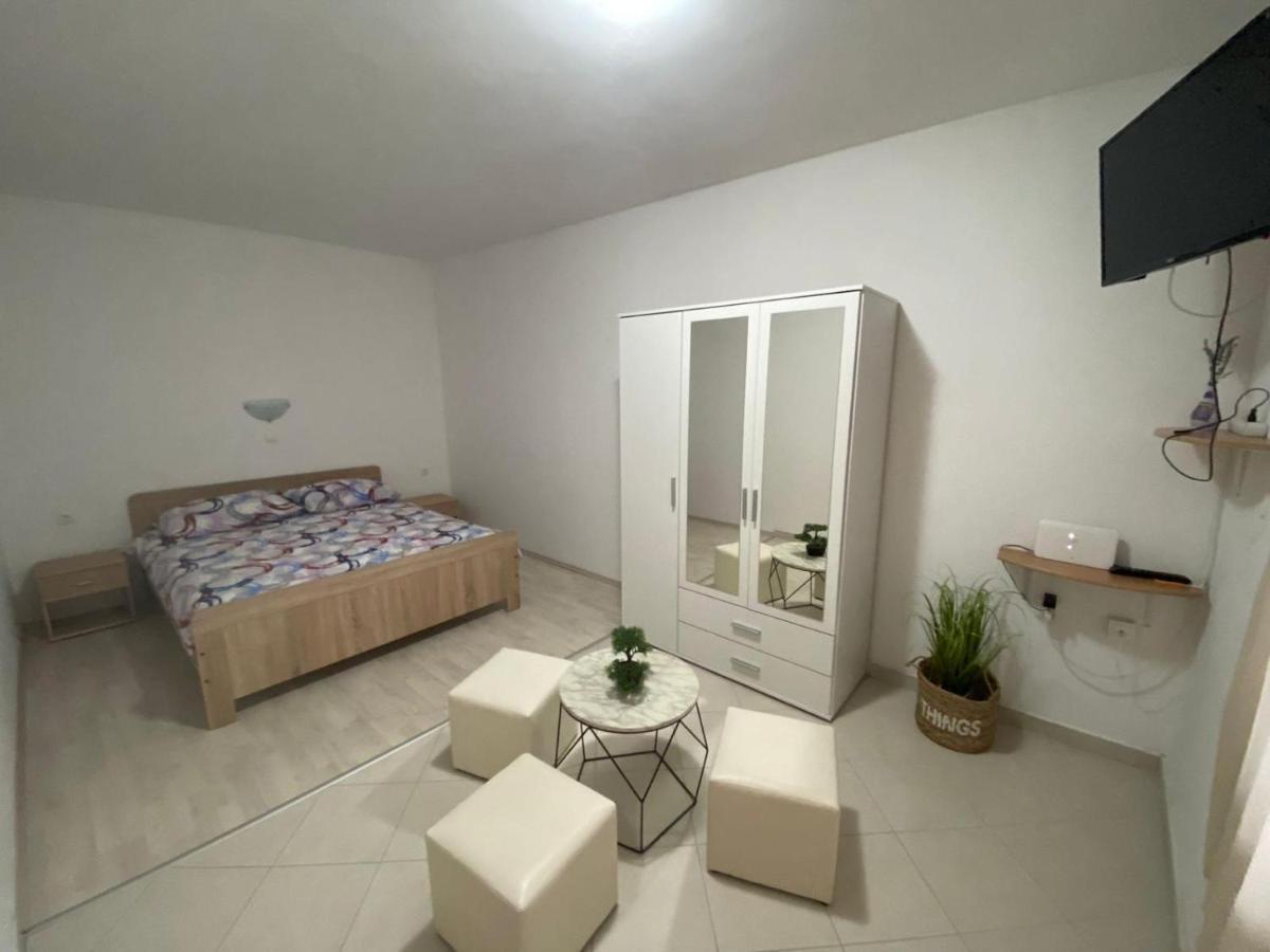 Apartman Nina Posedarje Kültér fotó